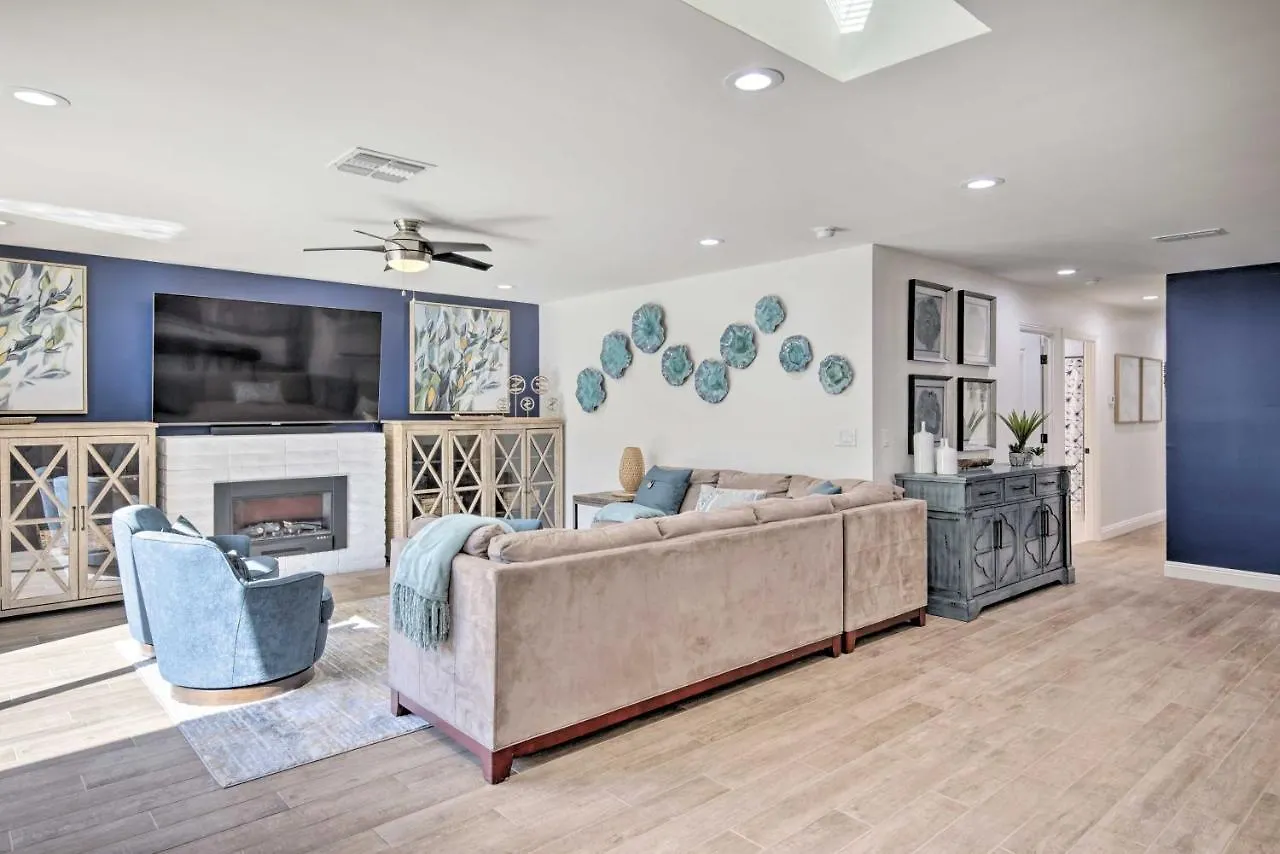 بيت للعطل فيلا Scottsdale Escape - Pool, Jacuzzi And Fire Pit!